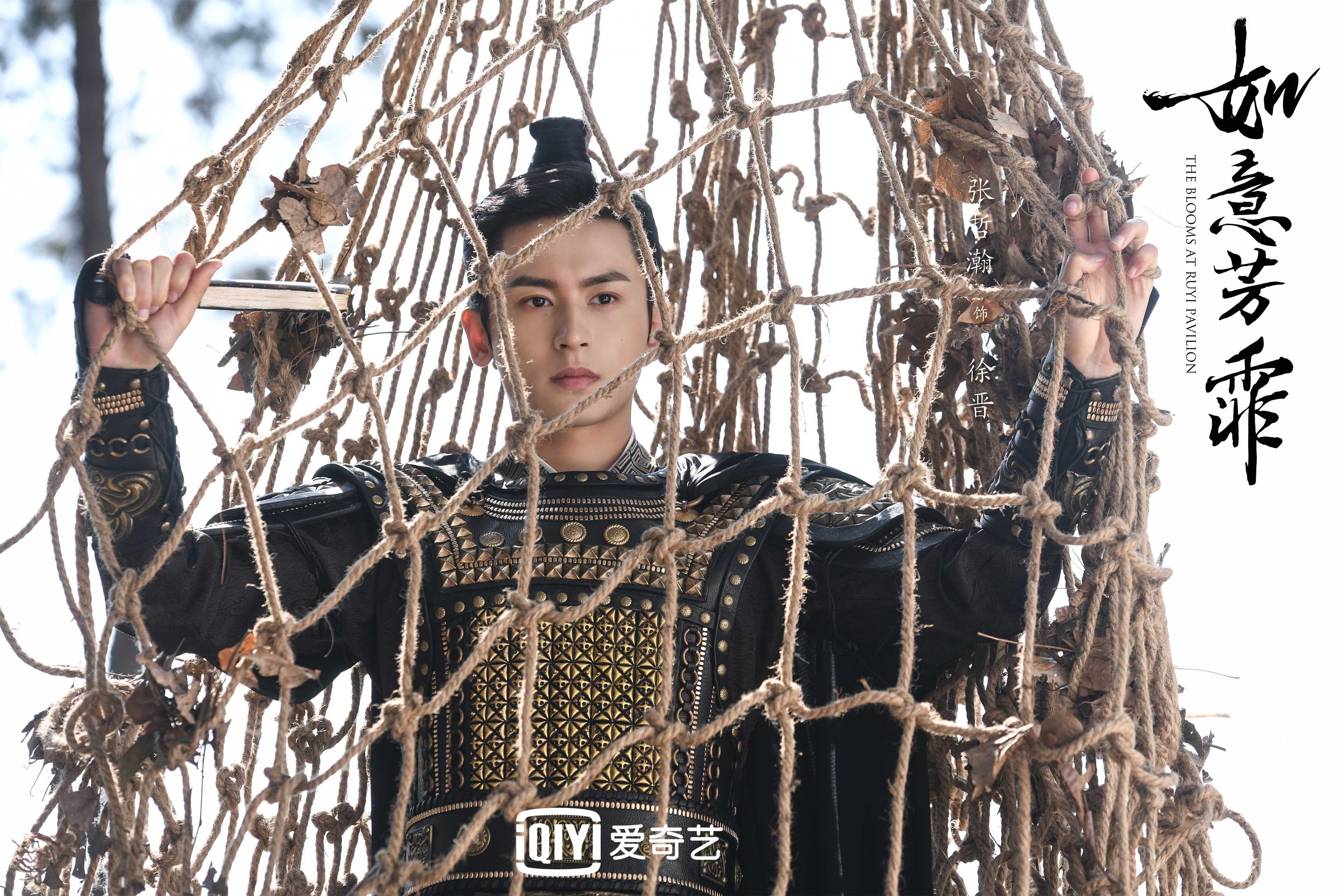 “未来之光”青少年篮球明星训练营在南京全面启动，未来篮球公园南京